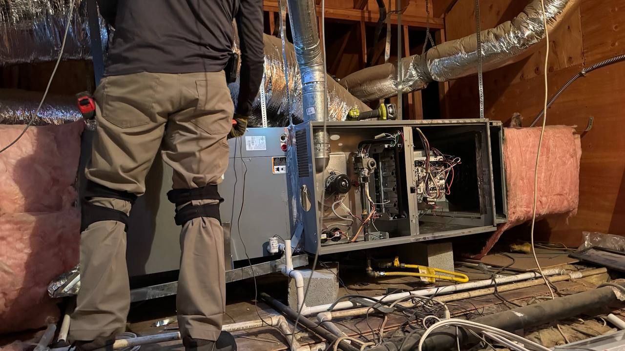 ECO Heating & Cooling heating repair service at San Fernando Valley home
